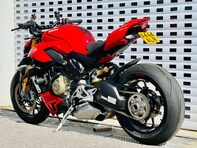Ducati Streetfighter V4 Streetfighter V4 S 24