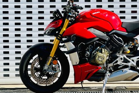 Ducati Streetfighter V4 Streetfighter V4 S 27