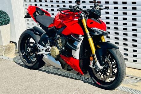 Ducati Streetfighter V4 Streetfighter V4 S 3