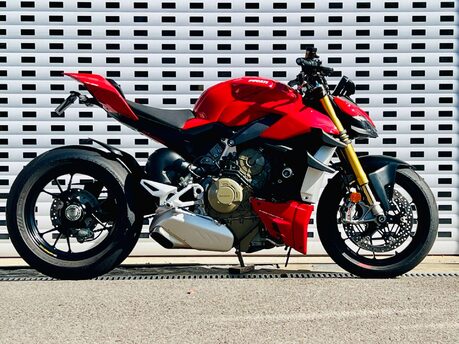 Ducati Streetfighter V4 Streetfighter V4 S