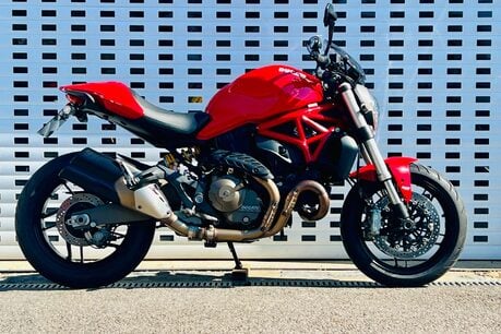 Ducati Monster 821 M821 1