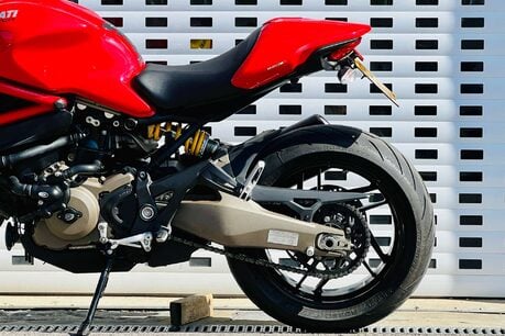 Ducati Monster 821 M821 27