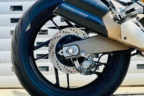 Ducati Monster 821 M821 13