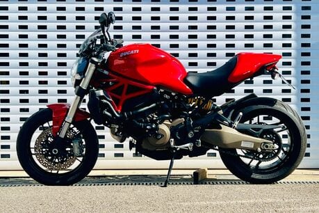 Ducati Monster 821 M821 18