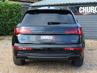 Audi Q5 2.0 Q5 Black Edition 40TDI MHEV Quattro SA 4WD 5dr 22