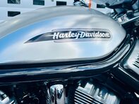 Harley-Davidson V-Rod VRSCB 11