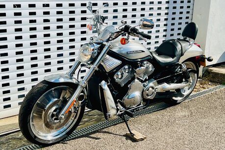 Harley-Davidson V-Rod VRSCB 19