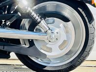 Harley-Davidson V-Rod VRSCB 24