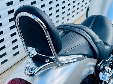 Harley-Davidson V-Rod VRSCB 