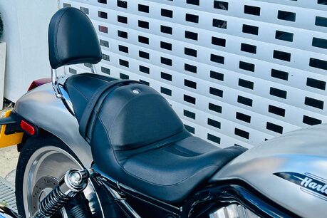 Harley-Davidson V-Rod VRSCB 8