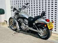 Harley-Davidson V-Rod VRSCB 20
