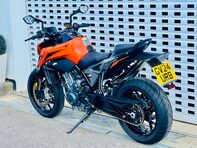 KTM Duke 790 Duke 21