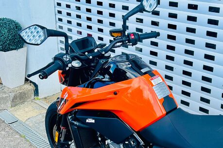 KTM Duke 790 Duke 27