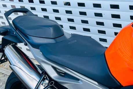 KTM Duke 790 Duke 11