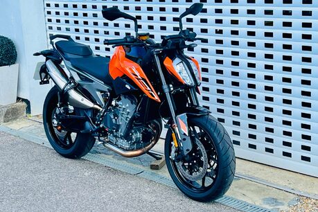 KTM Duke 790 Duke 4