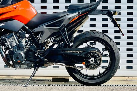 KTM Duke 790 Duke 30