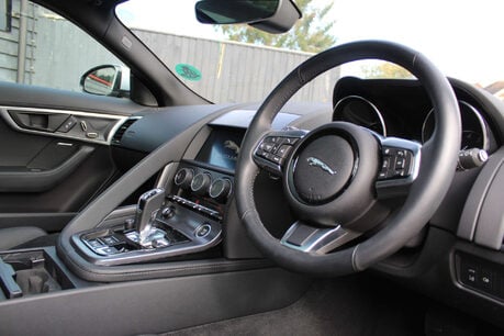 Jaguar F-Type 3.0 F-Type V6 R-Dynamic Auto 3dr 5
