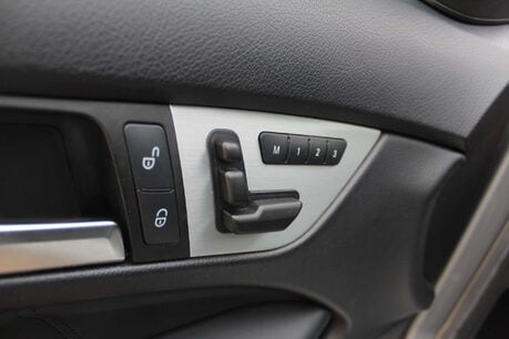 Mercedes-Benz C Class 6.2 C63 AMG Auto 2dr 22
