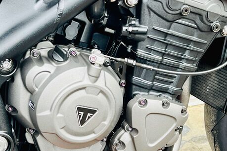 Triumph Speed Triple Speed Triple RS 1160 12