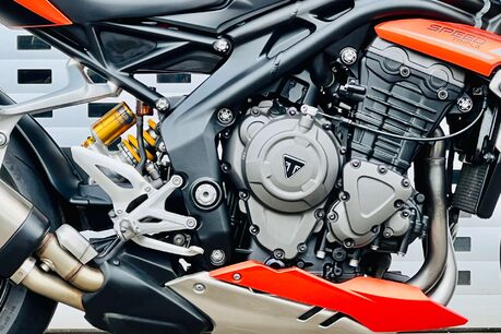 Triumph Speed Triple Speed Triple RS 1160 8