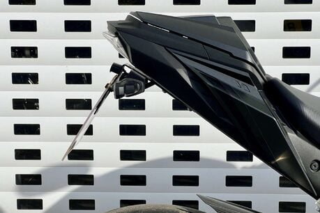 Suzuki GSX GSXS 1000 20