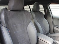 BMW 1 Series 2.0 123 M Sport MHEV xDrive Auto 4WD 5dr 7