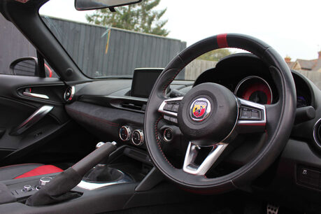 Abarth 124 Spider 1.4 124 Spider MultiAir 2dr 5