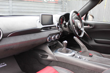 Abarth 124 Spider 1.4 124 Spider MultiAir 2dr 22
