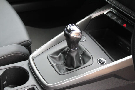 Audi A3 1.5 A3 Sportback 35 TFSI S Line 5dr 6