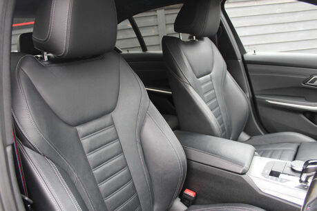 BMW 3 Series 3.0 M340D xDrive MHEV Auto 4WD 4dr 6