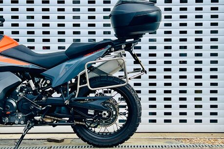 KTM Adventure 890 Adventure 25