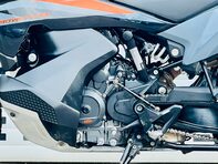 KTM Adventure 890 Adventure 23