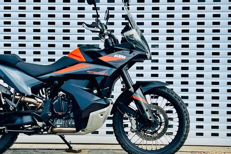 KTM Adventure 890 Adventure 6
