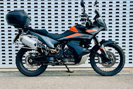 KTM Adventure 890 Adventure 1