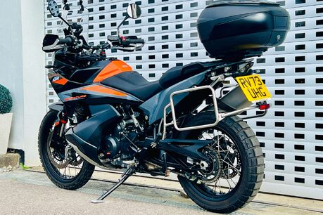 KTM Adventure 890 Adventure 21