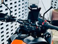 KTM Adventure 890 Adventure 9