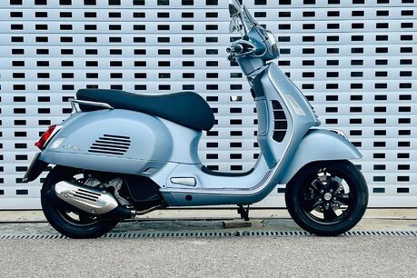 Piaggio Vespa GTS Vespa GTS 125 SuperTech 1