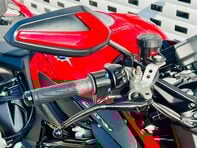 MV Agusta Brutale Brutale 1000 RS 17
