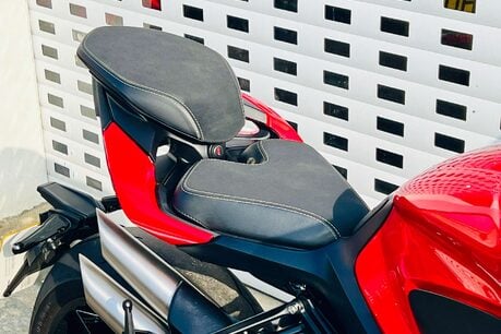 MV Agusta Brutale Brutale 1000 RS 8