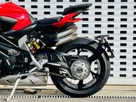 MV Agusta Brutale Brutale 1000 RS 28