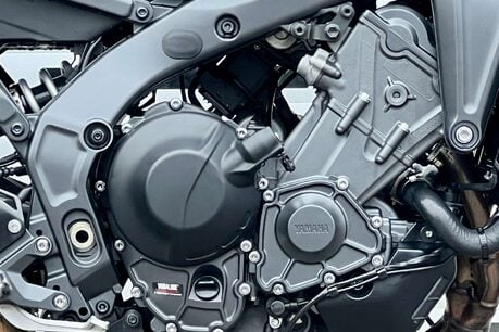 Yamaha MT-09 MT-09 (MTN890) 24 6