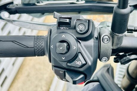 Yamaha MT-09 MT-09 (MTN890) 24 20