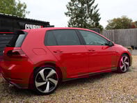 Volkswagen Golf 2.0 Golf GTi Performance TSi 5dr 10