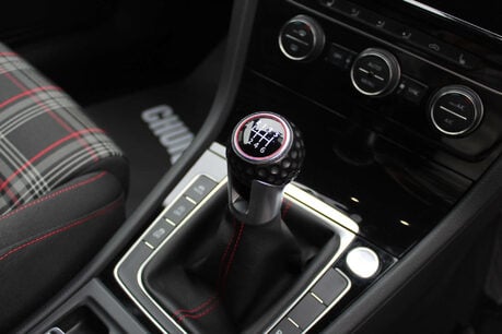 Volkswagen Golf 2.0 Golf GTi Performance TSi 5dr 8