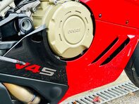 Ducati Panigale V4 Panigale V4S 20