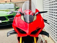 Ducati Panigale V4 Panigale V4S 23