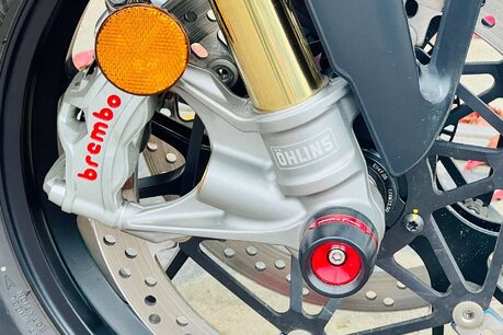 Ducati Panigale V4 Panigale V4S 22