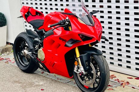 Ducati Panigale V4 Panigale V4S 3
