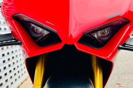 Ducati Panigale V4 Panigale V4S 28