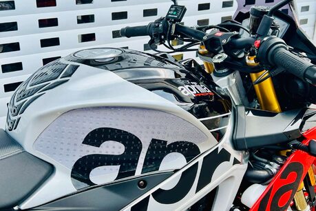 Aprilia Tuono Tuono V4 1100 Factory 14